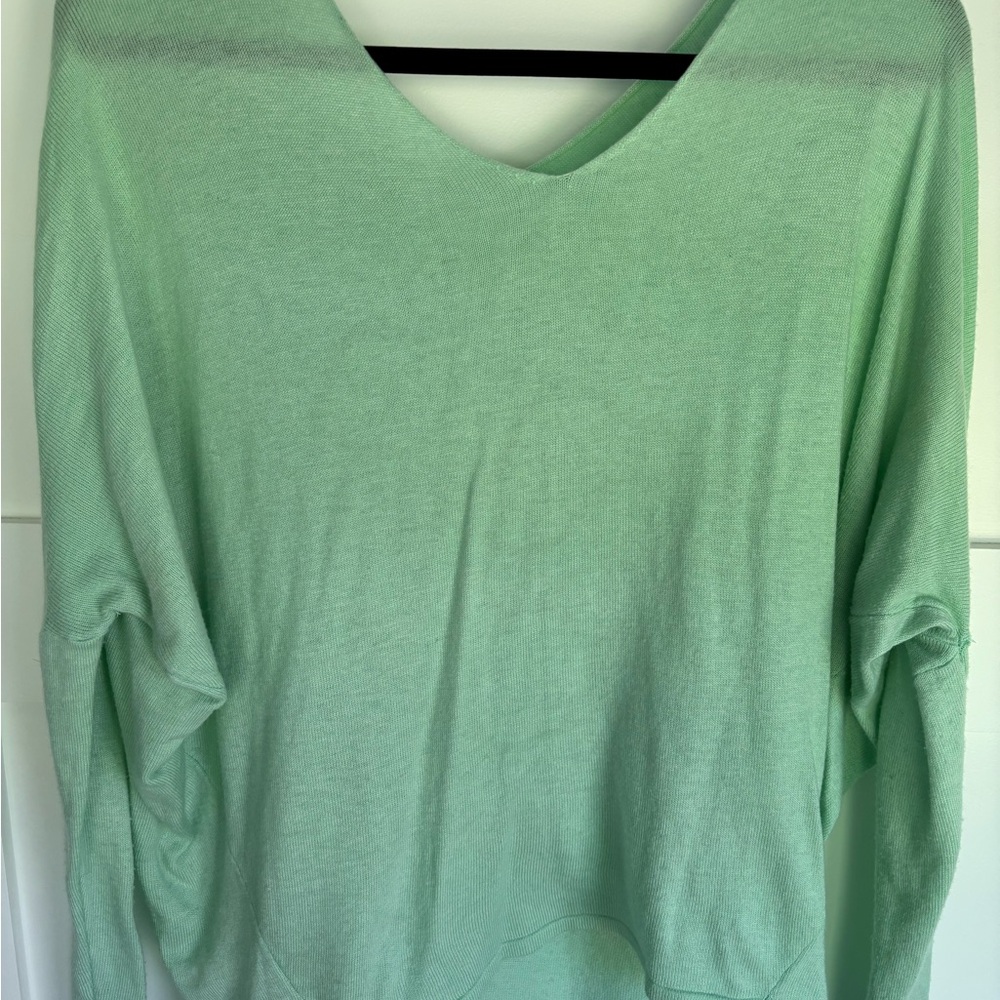 LA MIEL Green Long Sleeve Relaxed Sweatshirt